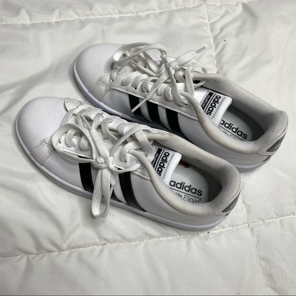 Adidas Cloudfoam Superstars - Picture 5 of 7